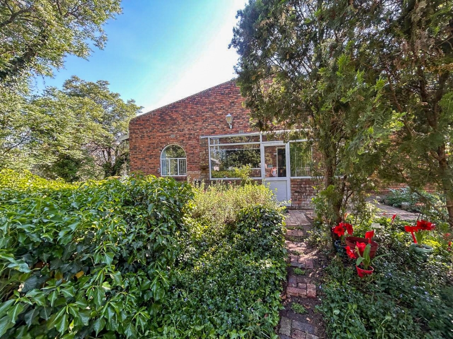 4 Bedroom Property for Sale in Lindequesdrif North West